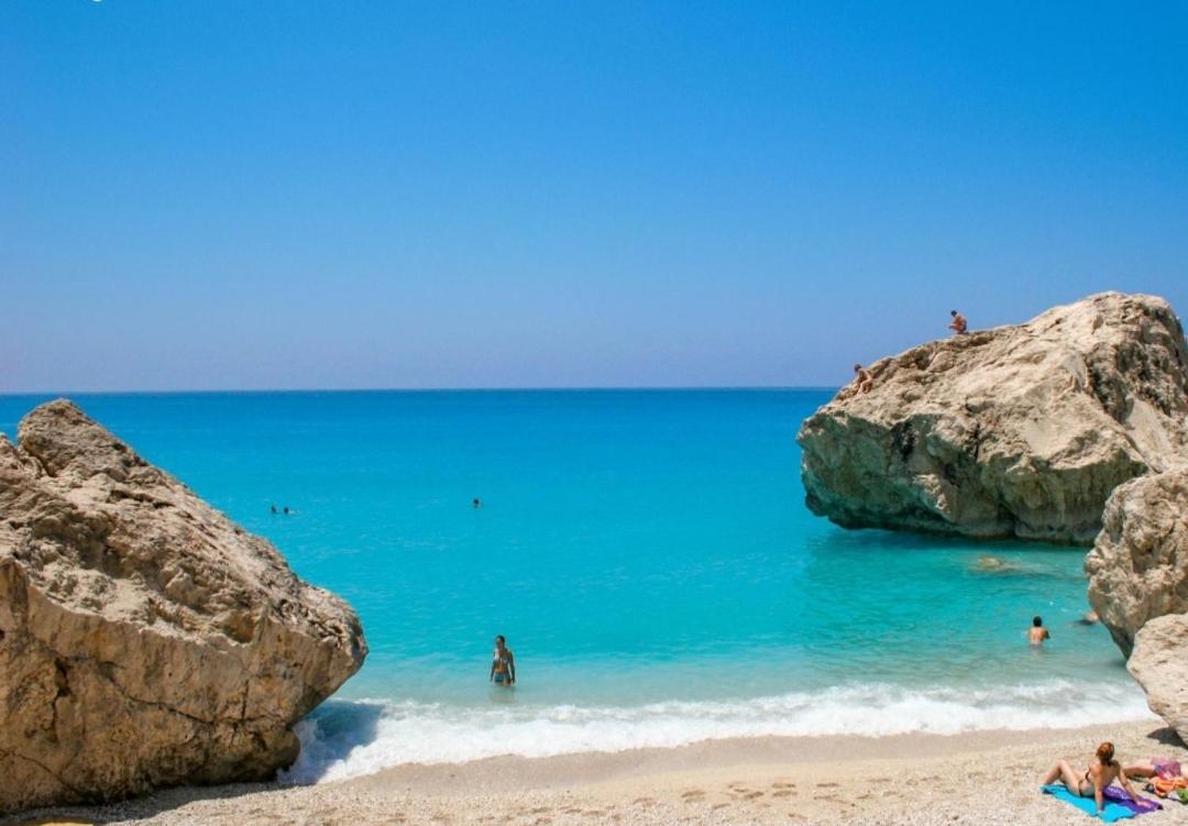 Eolos Apartments With Private Parking Ayios Nikitas Ngoại thất bức ảnh
