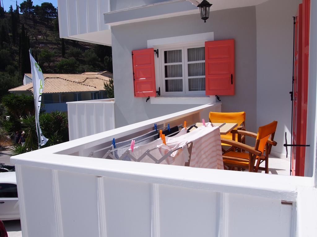 Eolos Apartments With Private Parking Ayios Nikitas Ngoại thất bức ảnh
