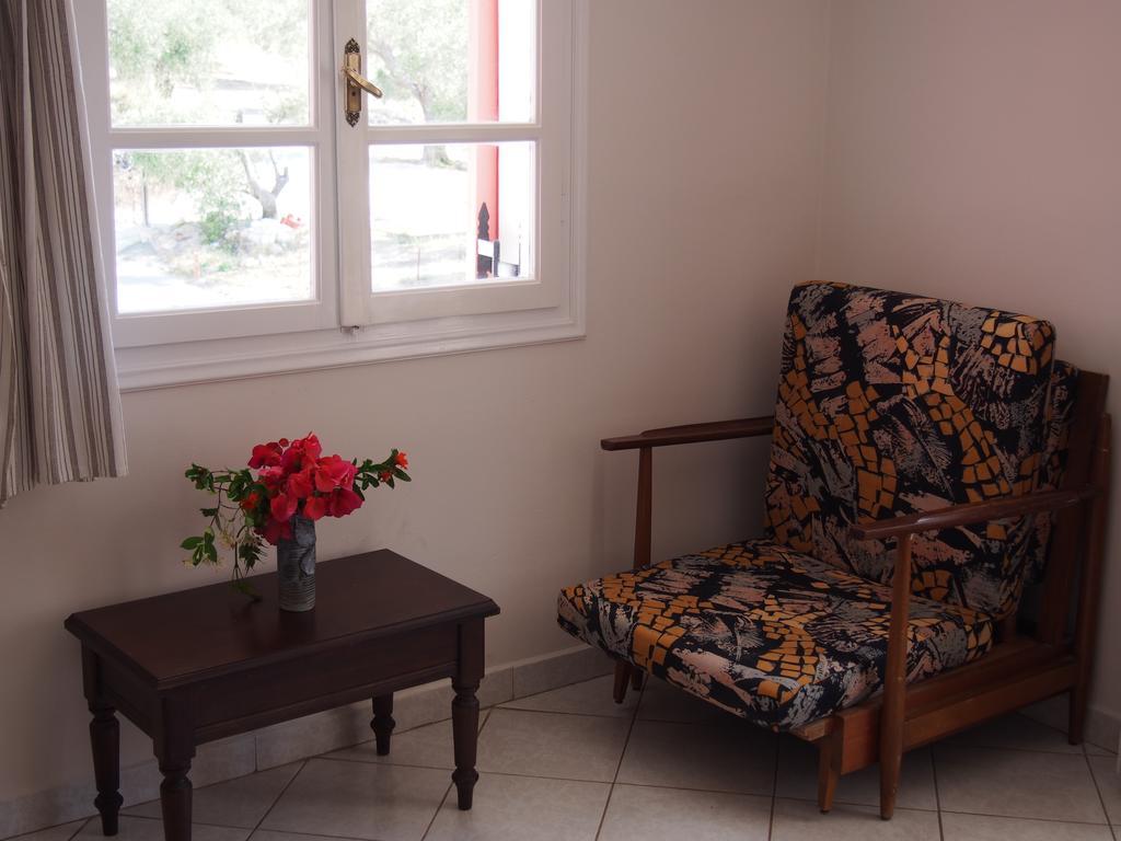 Eolos Apartments With Private Parking Ayios Nikitas Ngoại thất bức ảnh