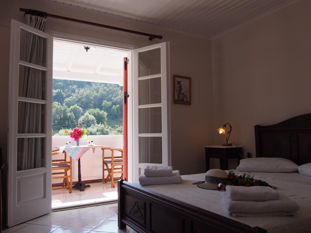 Eolos Apartments With Private Parking Ayios Nikitas Ngoại thất bức ảnh