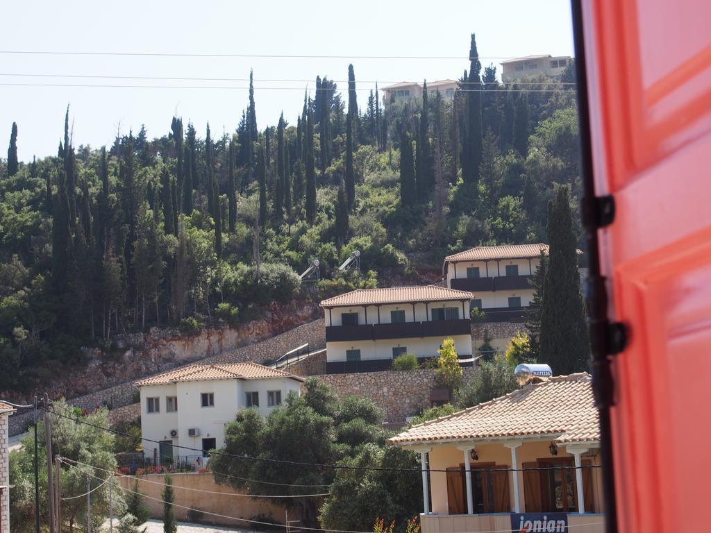 Eolos Apartments With Private Parking Ayios Nikitas Ngoại thất bức ảnh