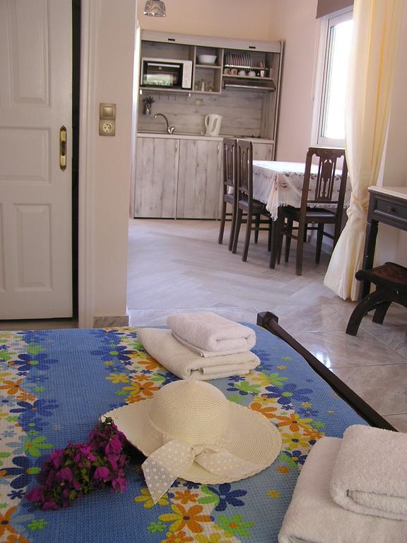 Eolos Apartments With Private Parking Ayios Nikitas Ngoại thất bức ảnh